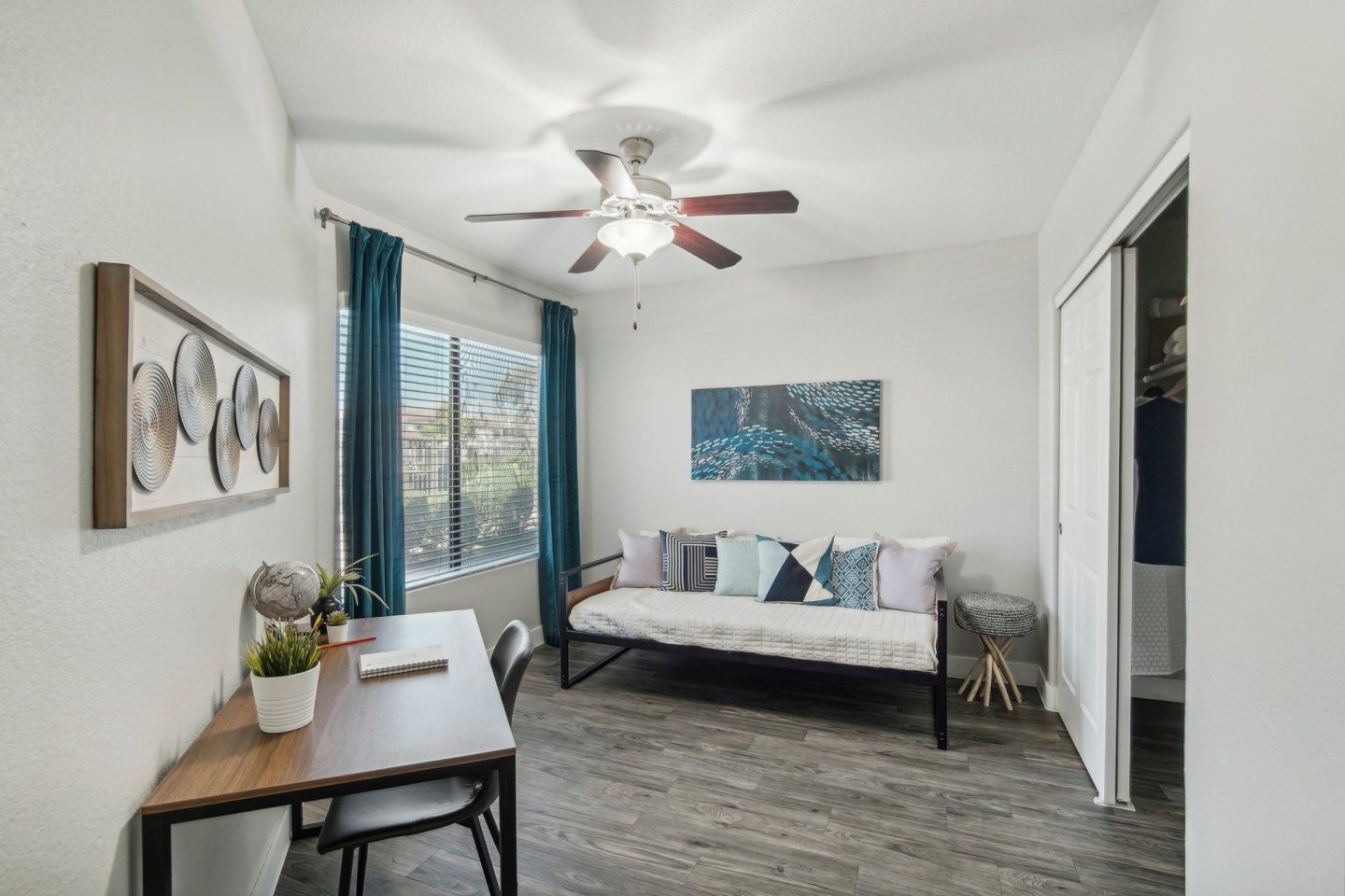 Sonoran Apartments Image 19