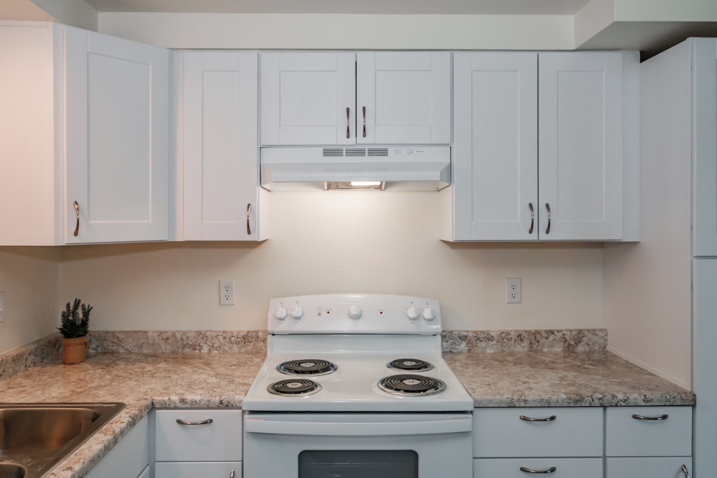 Sequoia Apartments Image 3