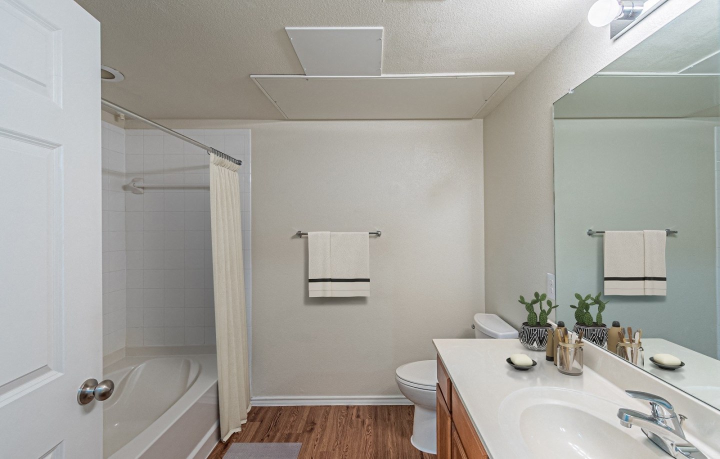The Abberly at Spring Hollow 55+ Apartments Image 21