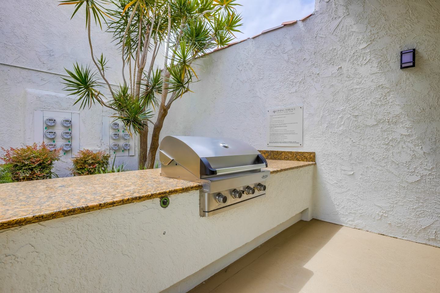 VIVA Apartment Homes Image 42