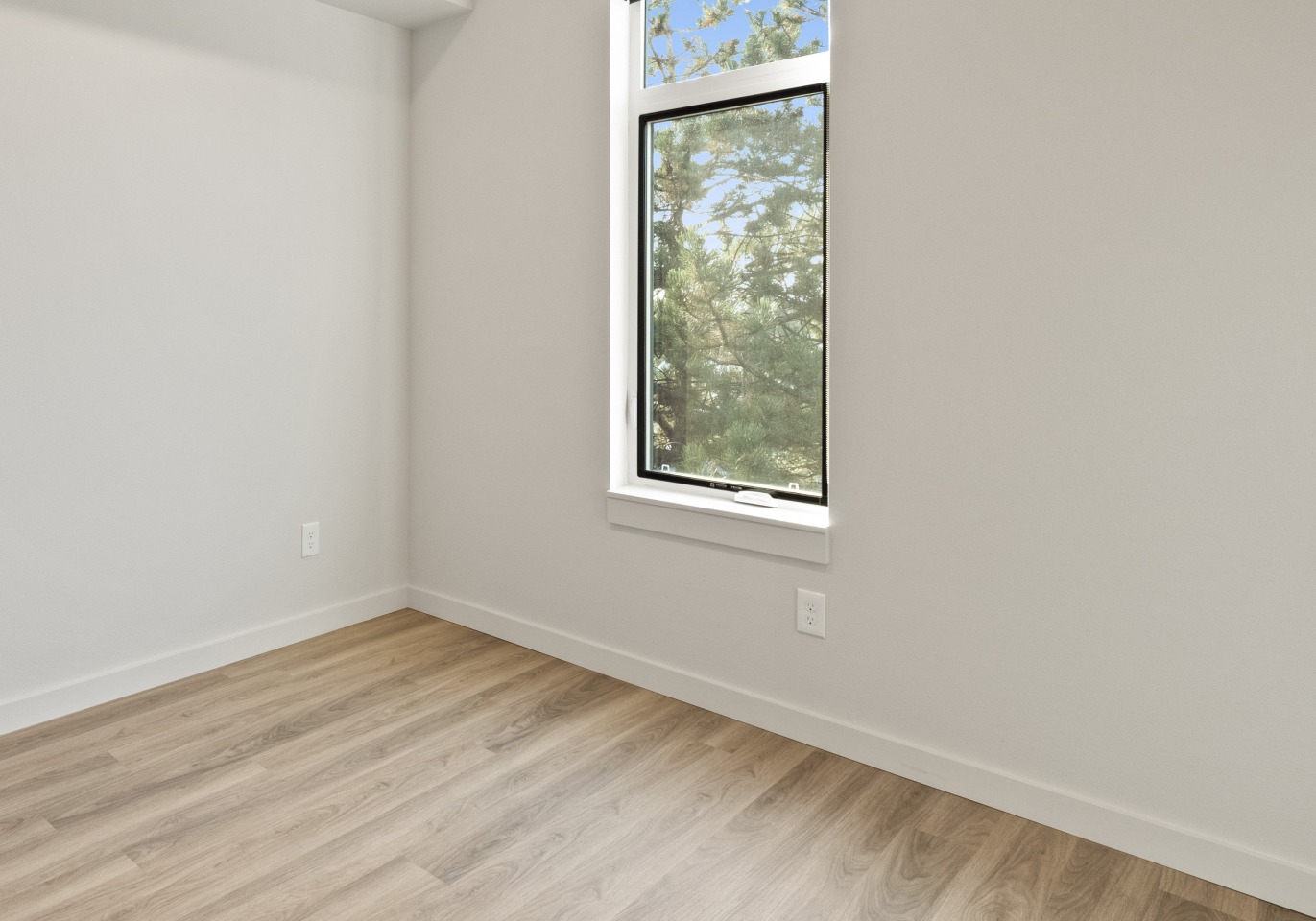 The Flats on Foothills Image 18