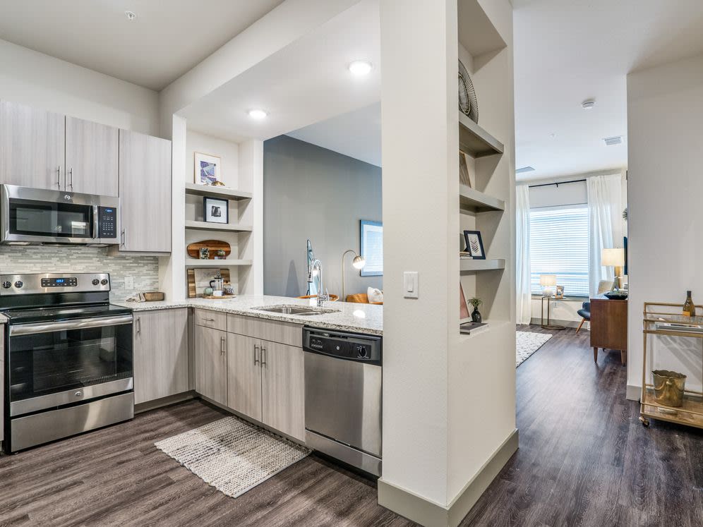 Avalon by AvalonBay West Plano Image 3