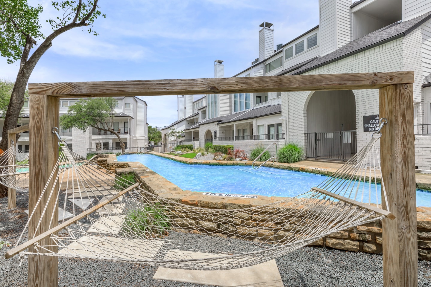 Axis Waterfront Image 18