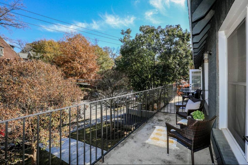 940 Piedmont Ave NE Image 13