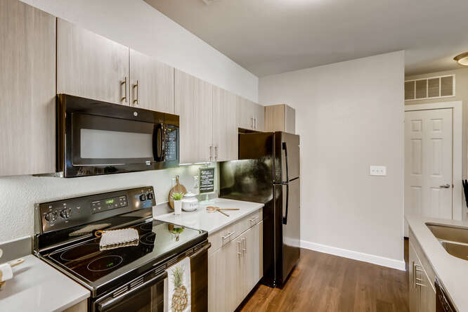 Woodcreek Apartments Image 5