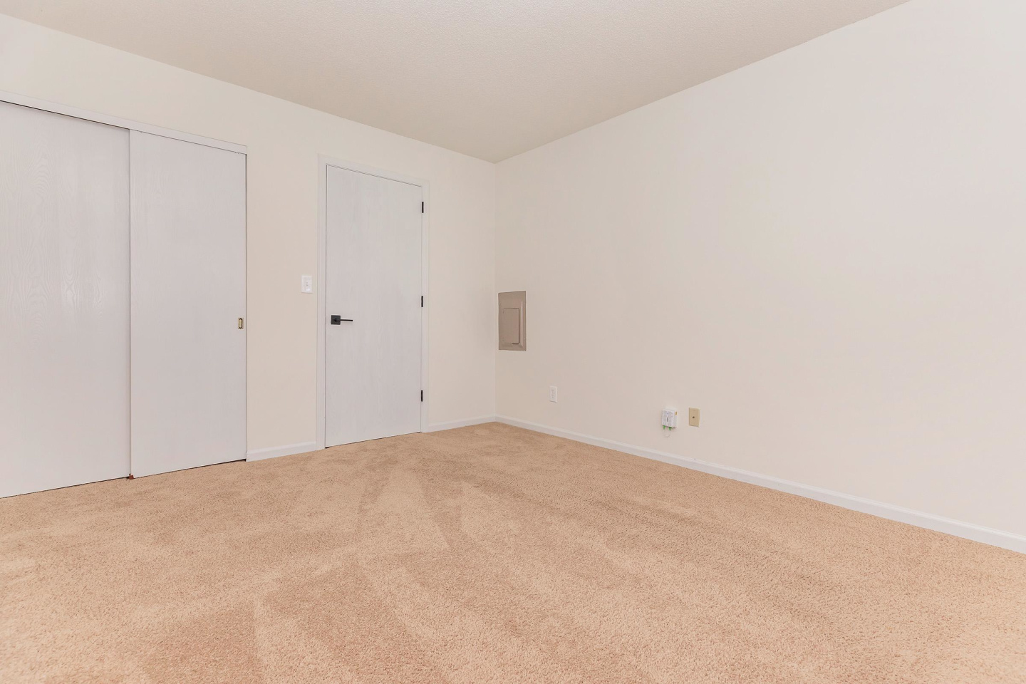 Plum Tree Apartments Image 40