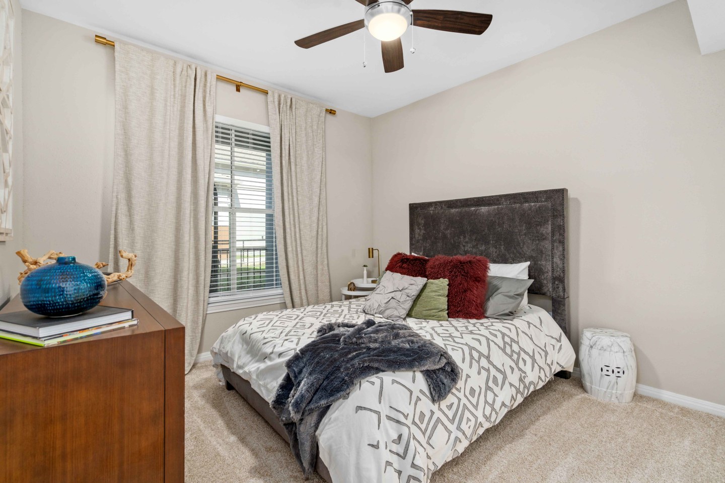 Gables Metropolitan Uptown Image 21