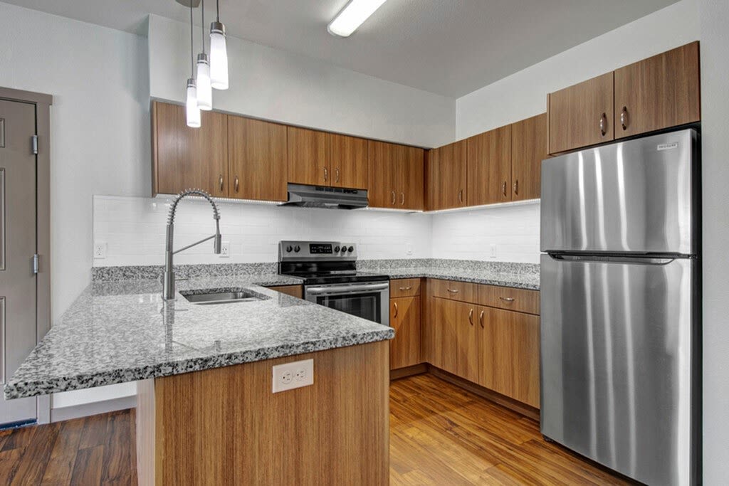 Bellevue Crossing Image 35