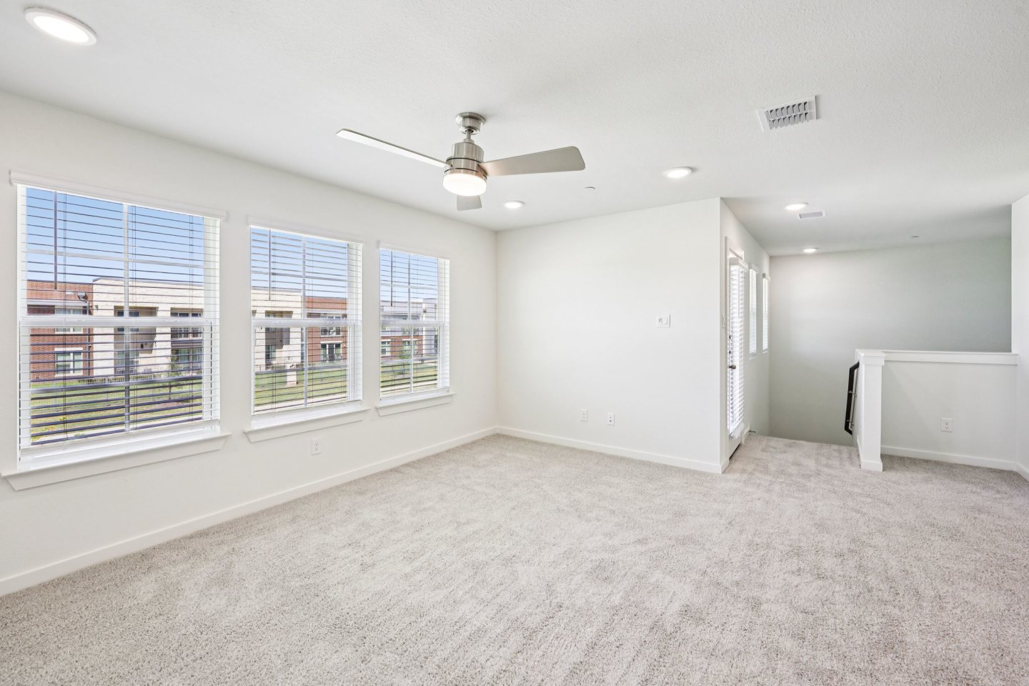 Canvas at Willow Park Image 75