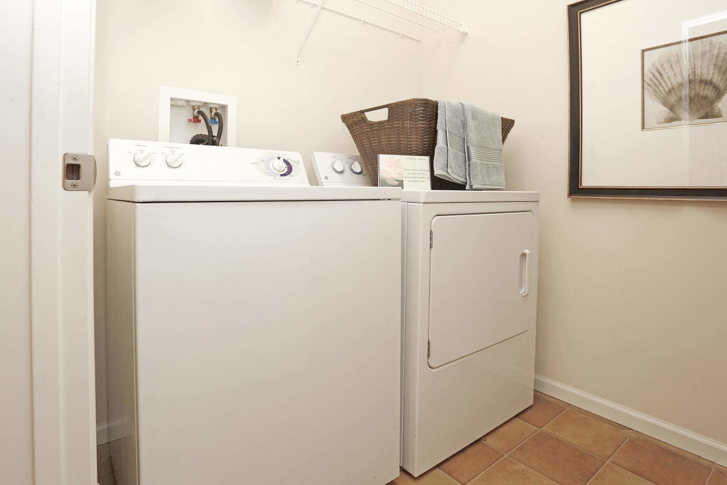 Cascade Shores Townhomes Image 14