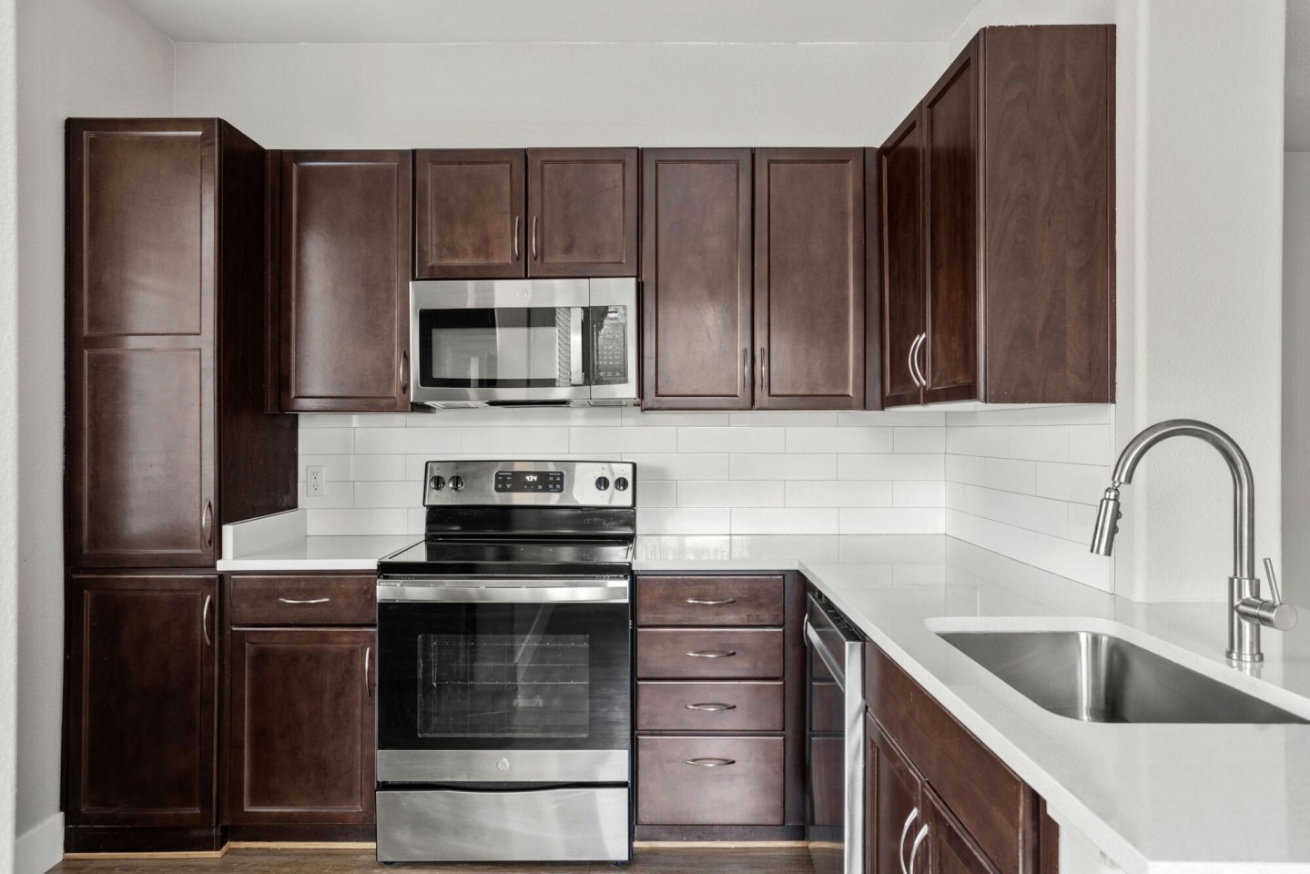 The Residences at Stadium Village Image 11