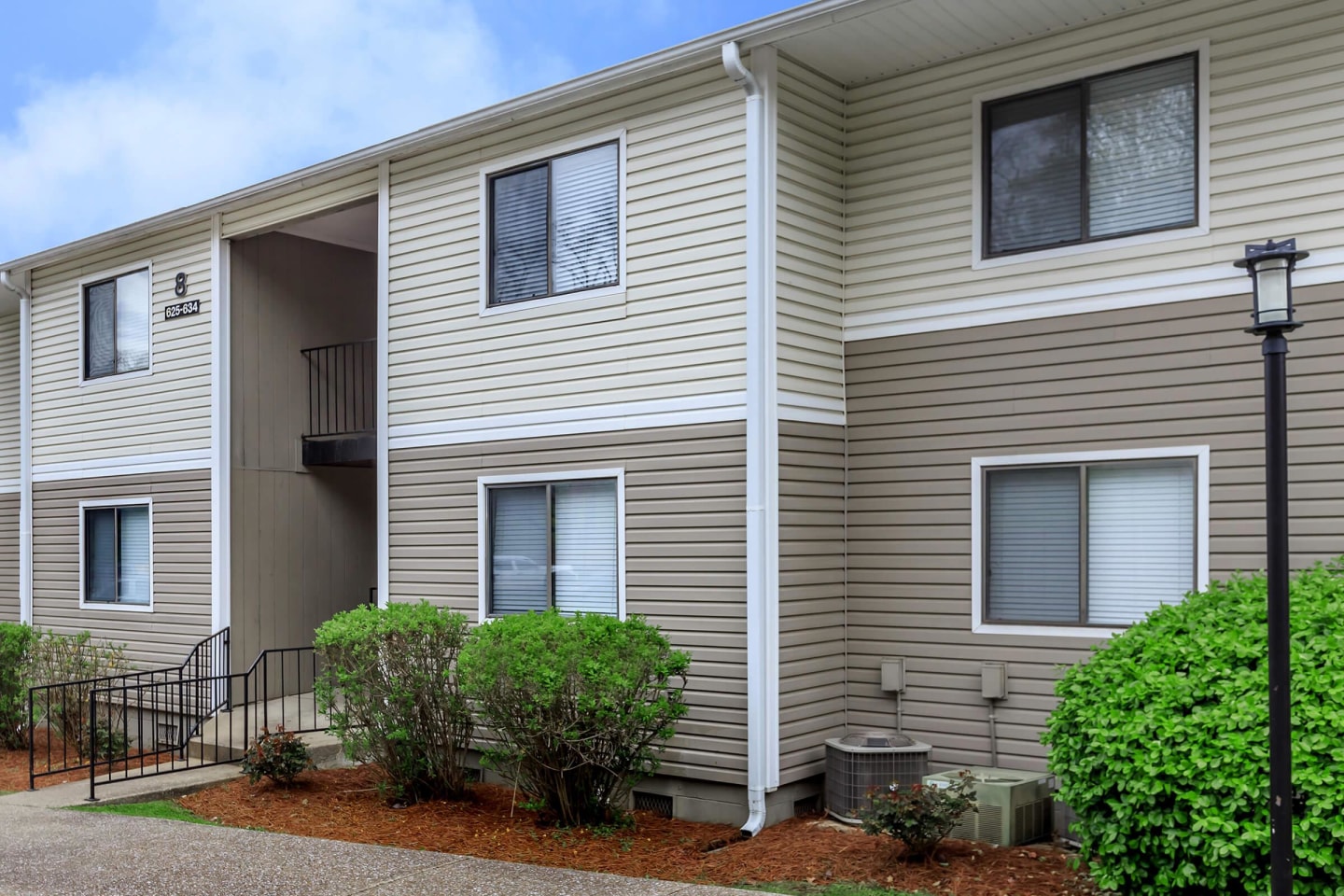 Hickory View Image 44