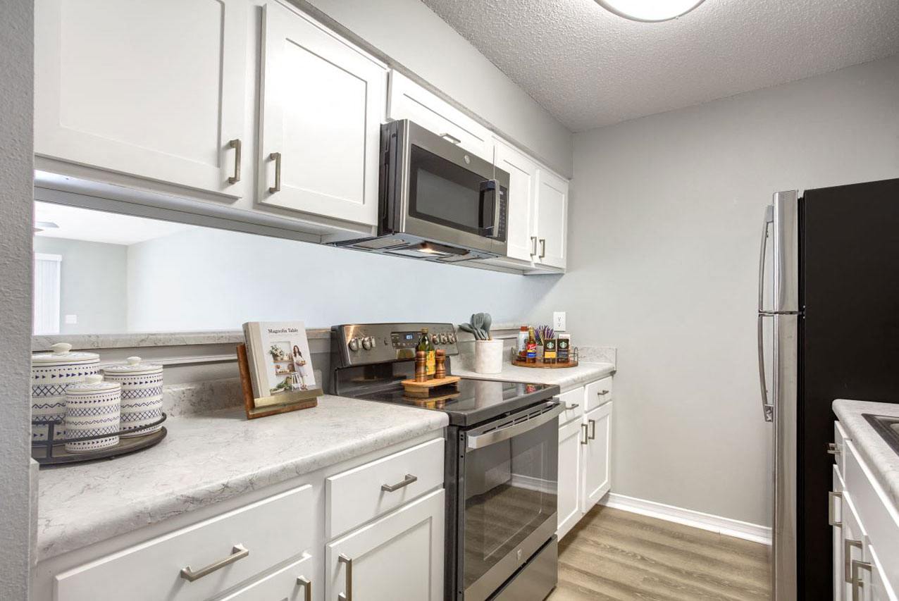 Emerald Shores Image 1