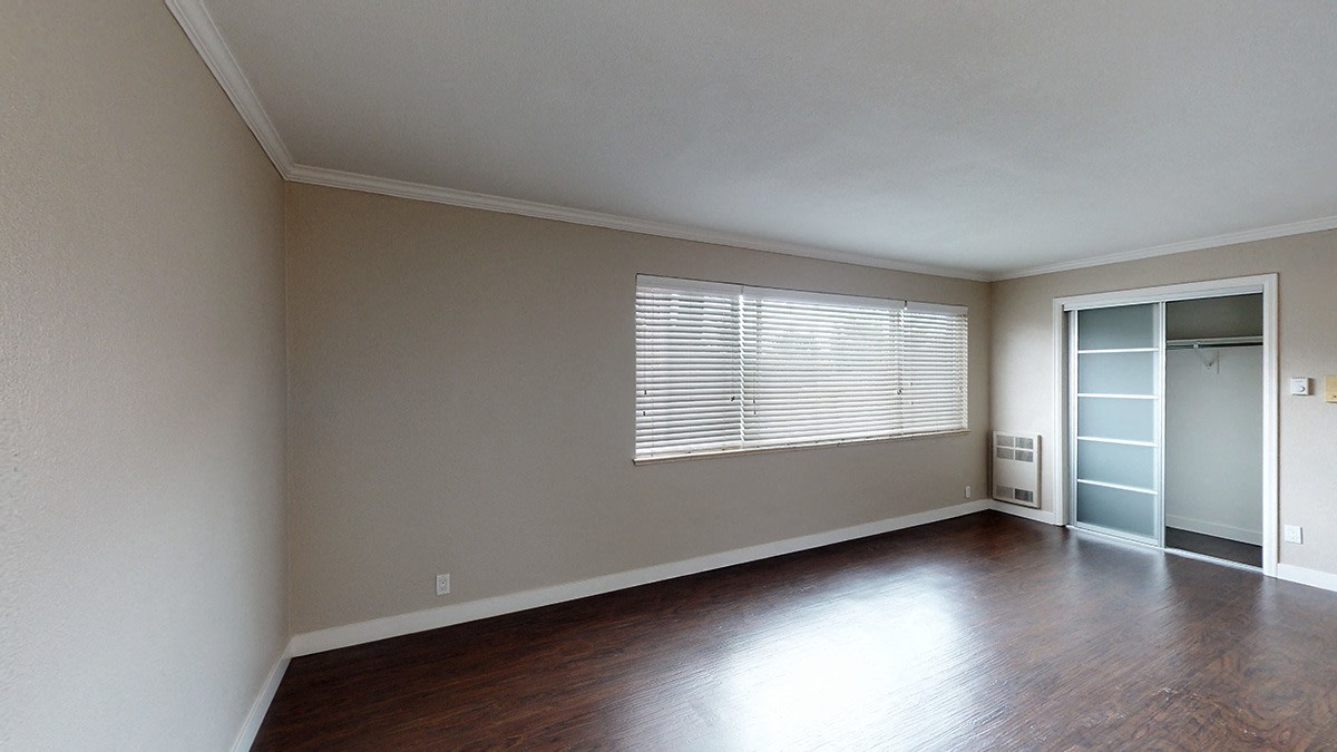 Kent Apartments Image 20