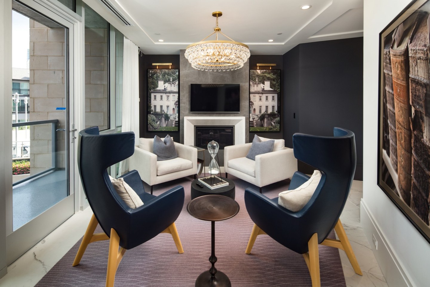 The Huntley Luxury Apartments Image 5