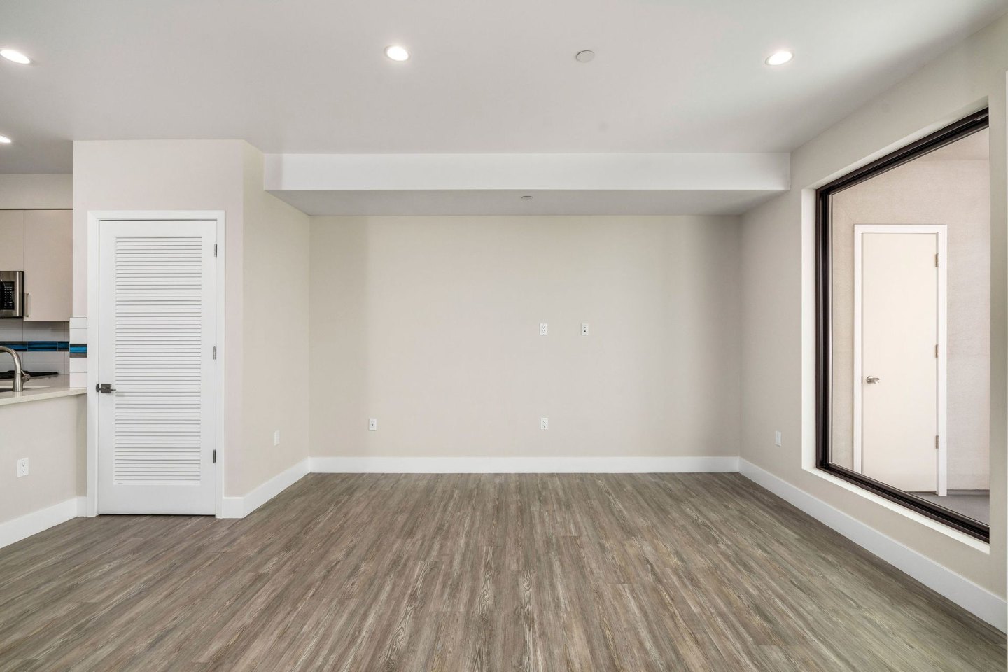 5550 Bonner LLC Image 7