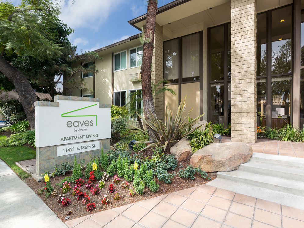 eaves Cerritos Image 18