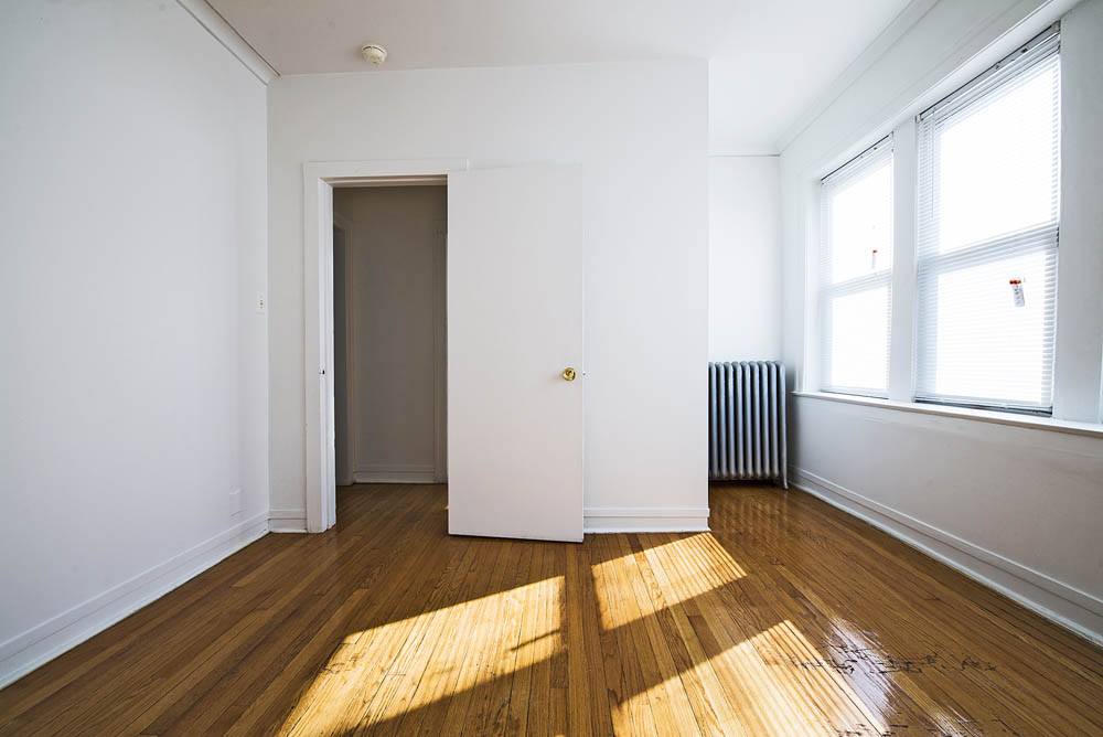 1616-22 W 80th Image 4