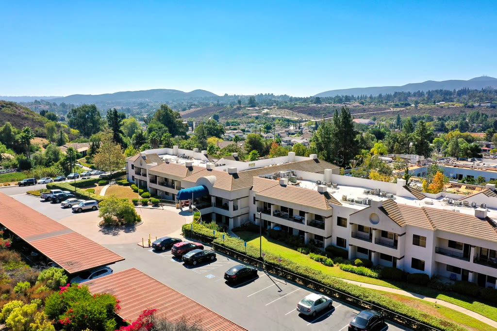 Senior Housing - Legacy Hills at Poway Image 42