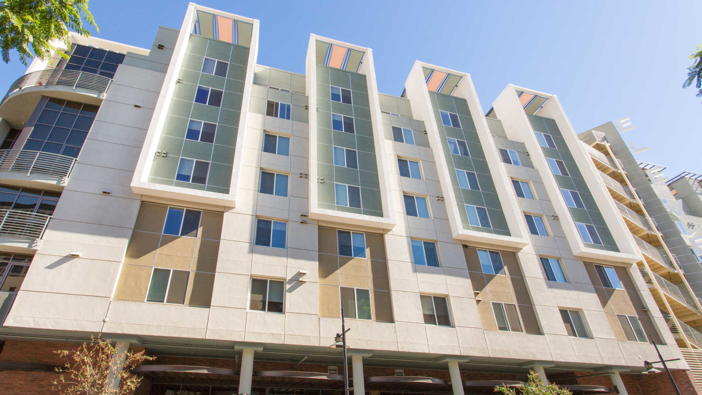 Eleve Lofts and Skydeck Image 2