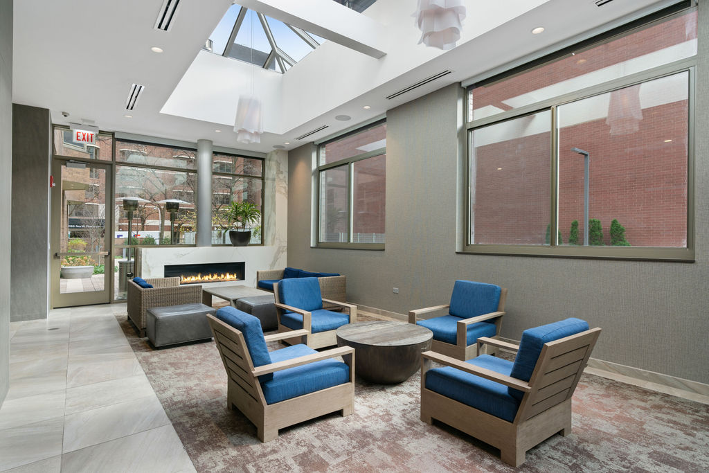 Elm Street Plaza Image 18
