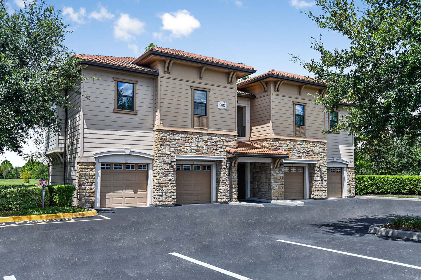 Sanctuary at Eagle Creek Apartments Image 2