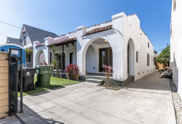 1213 W 24th Street - Co-Living Image 2