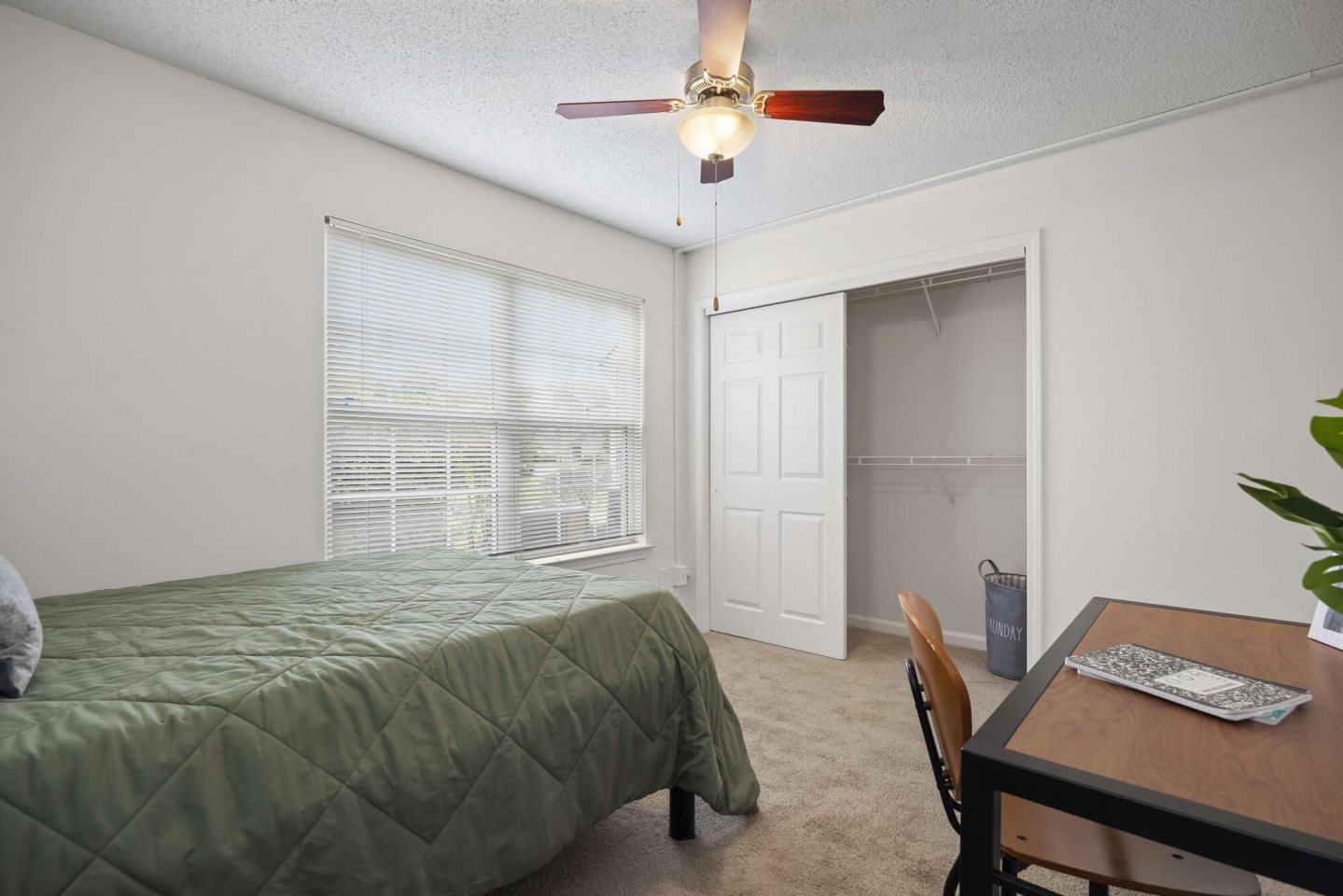 Student Housing - 1540 Place Image 37