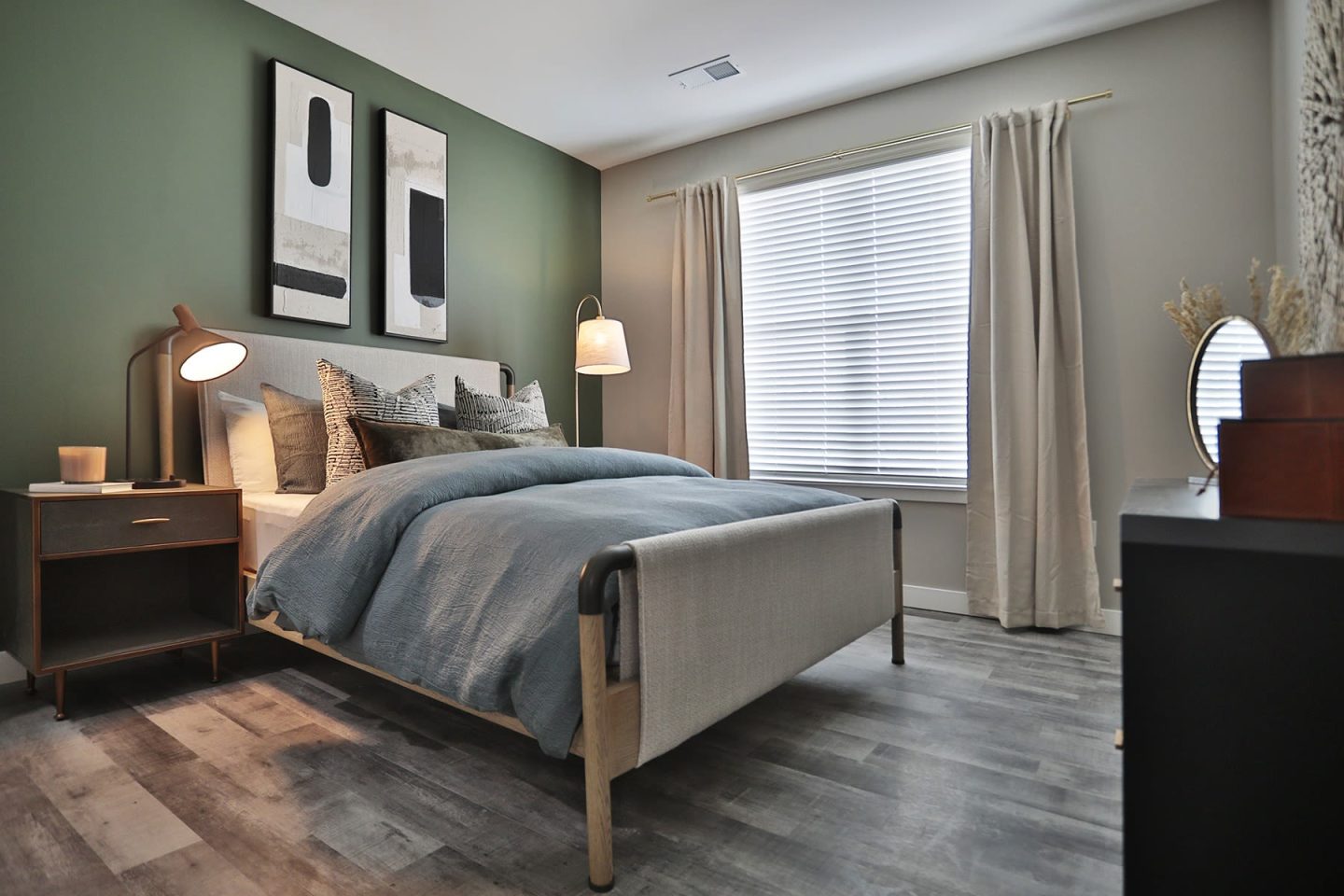 Altair Apartments Image 13