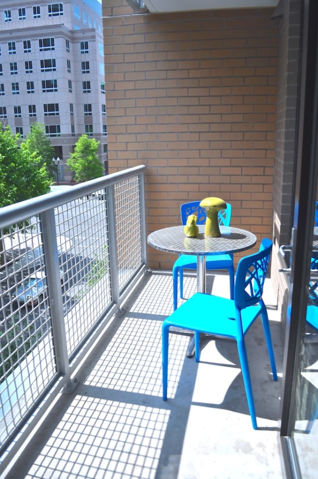 Virginia Square Towers Image 13