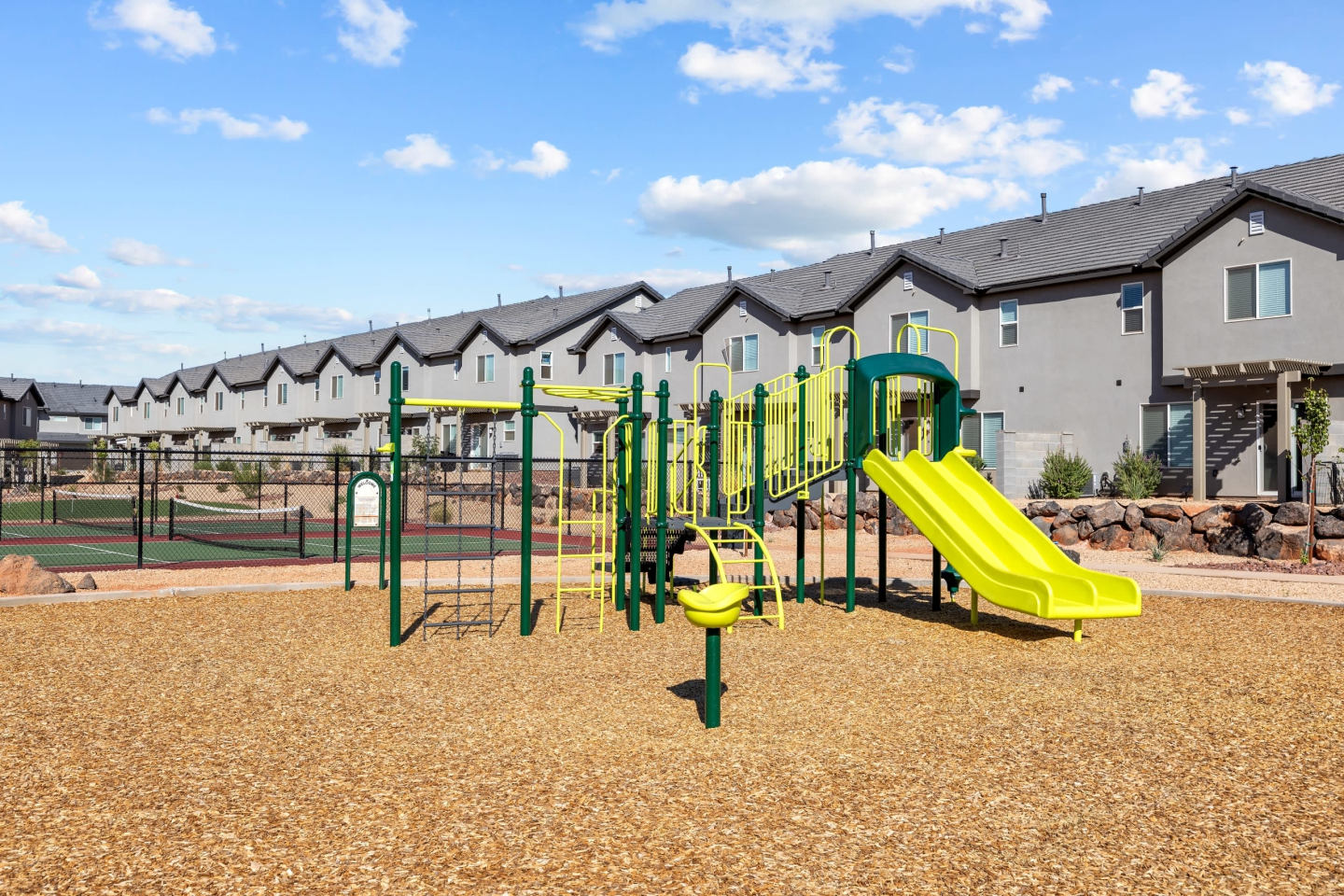Desert Village Townhomes Image 9
