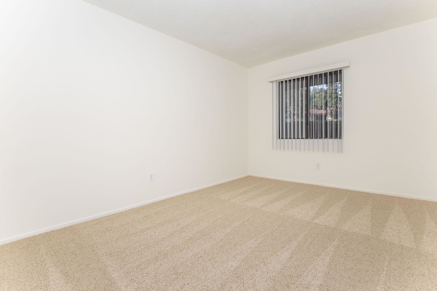 Maplewood Apartment Homes Image 1