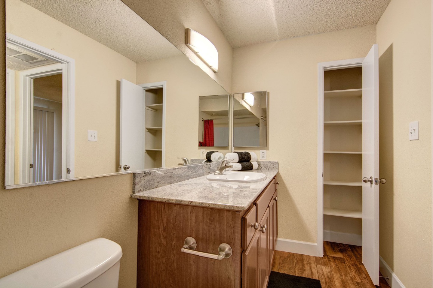 Motif Apartment Homes Image 10