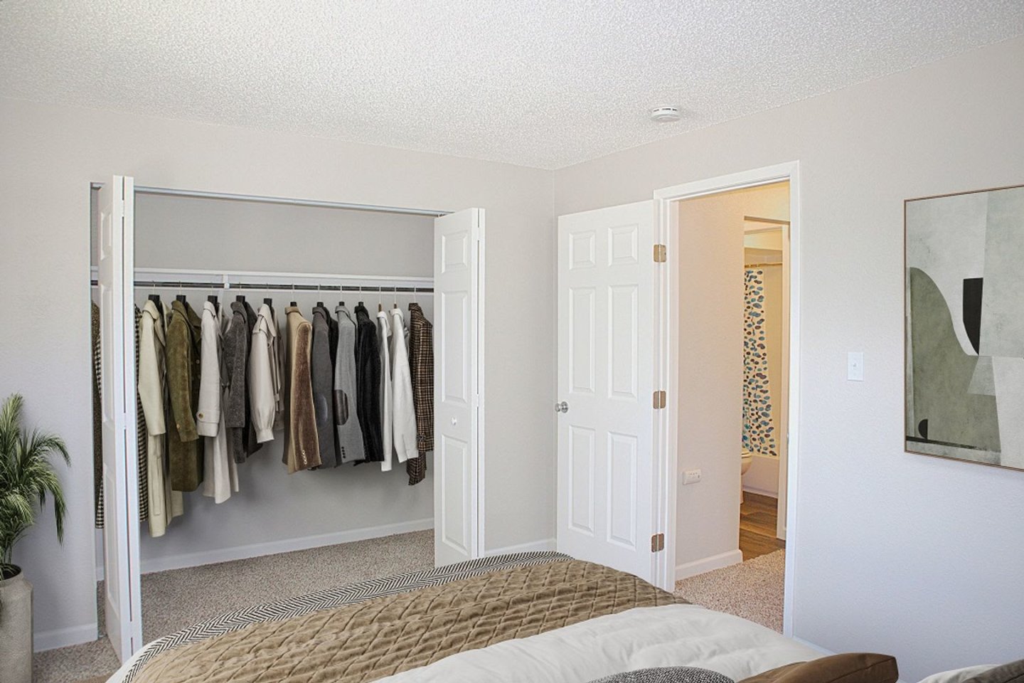 Lamar Village Apartments Image 10