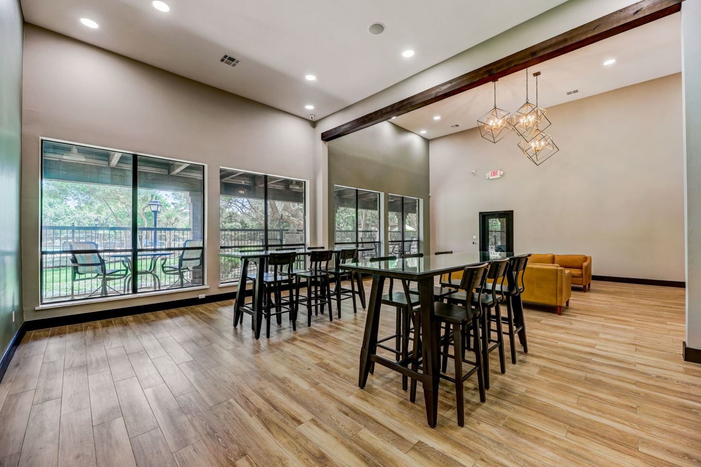 Ventana Oaks Image 13