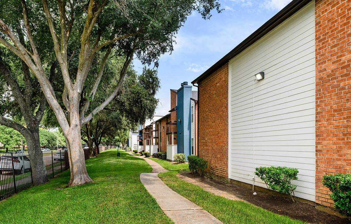 The Daphne Apartments Image 19