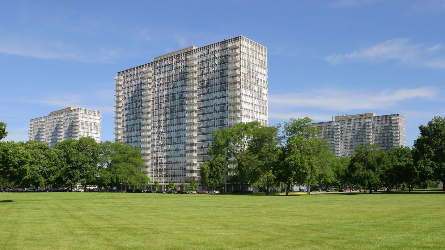 Lake Meadows Image 3