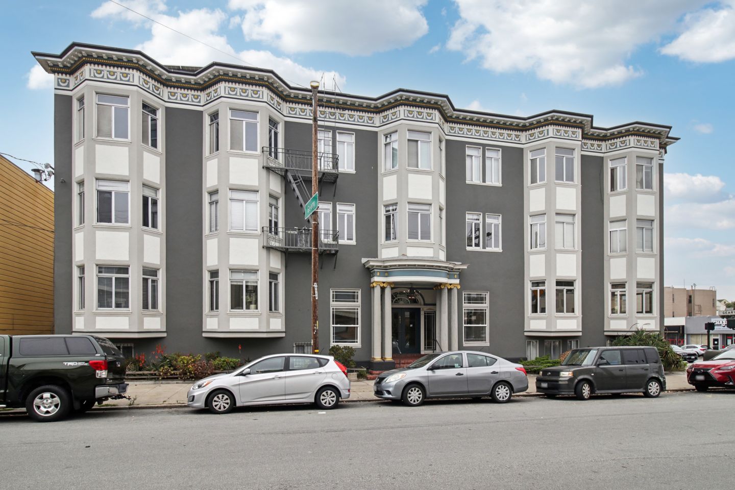 411 15th Avenue Image 19