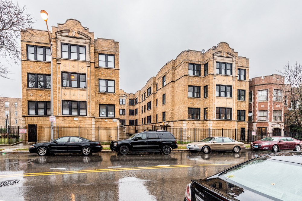 5556 W Jackson Image 11