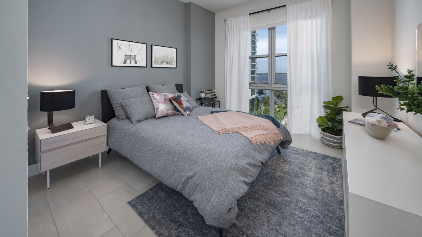 Blu27 at Edgewater Image 9