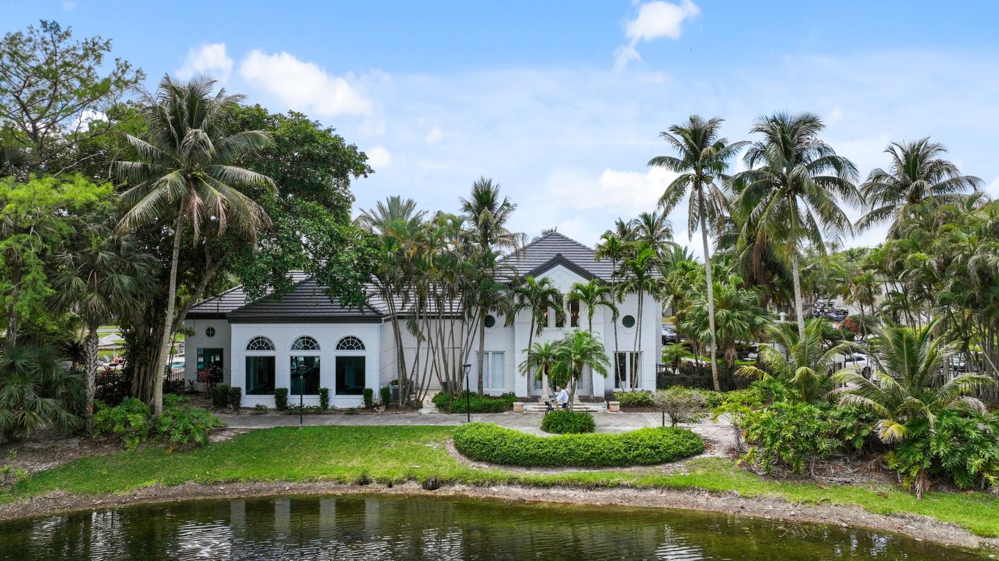 Palm Haven at Deer Creek Image 2