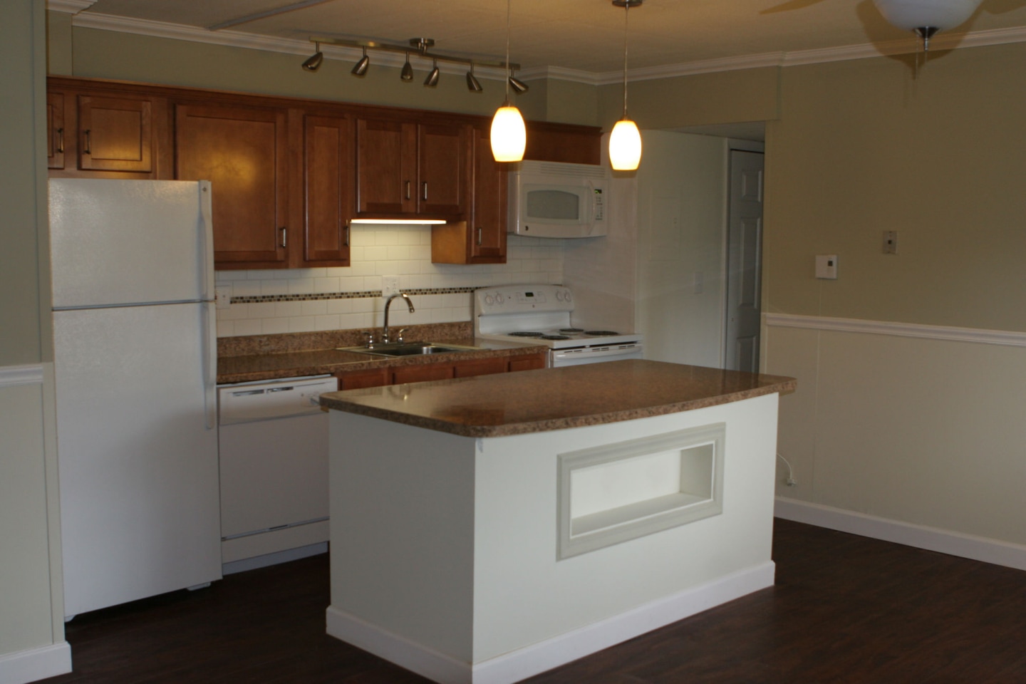 Whitmore Court Image 7