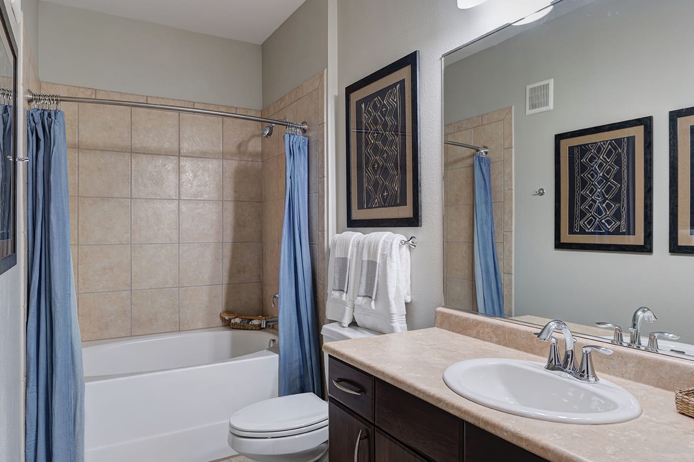 Cortland League City Image 8