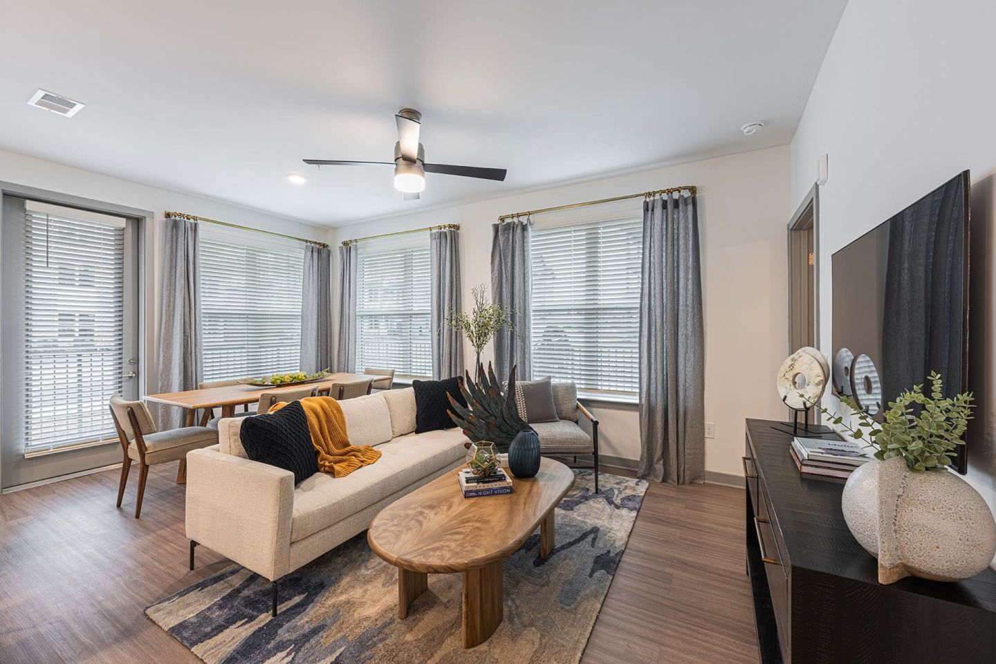 Populus Waterside Image 8