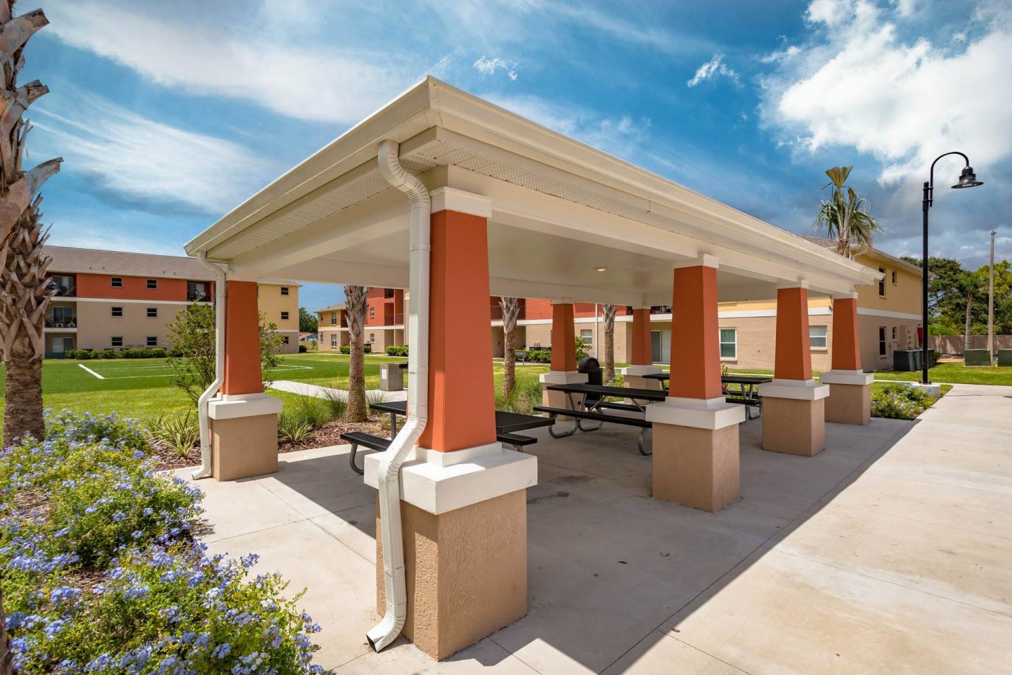 Regency Palms Apartments - Affordable Housing Image 5