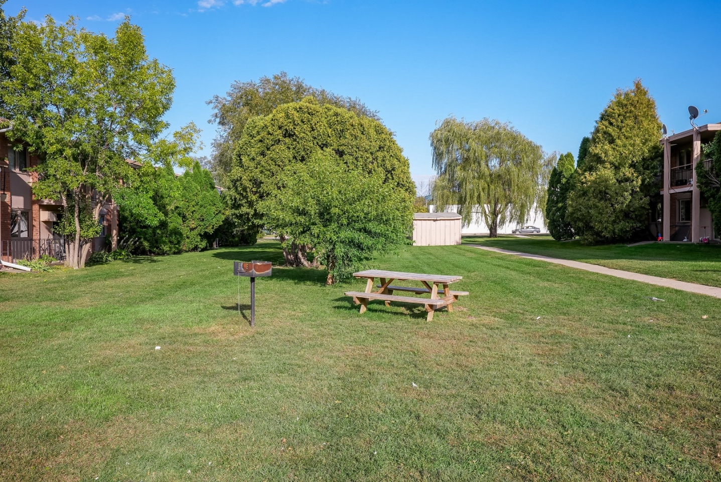 Cedar Glen Apartments Image 12
