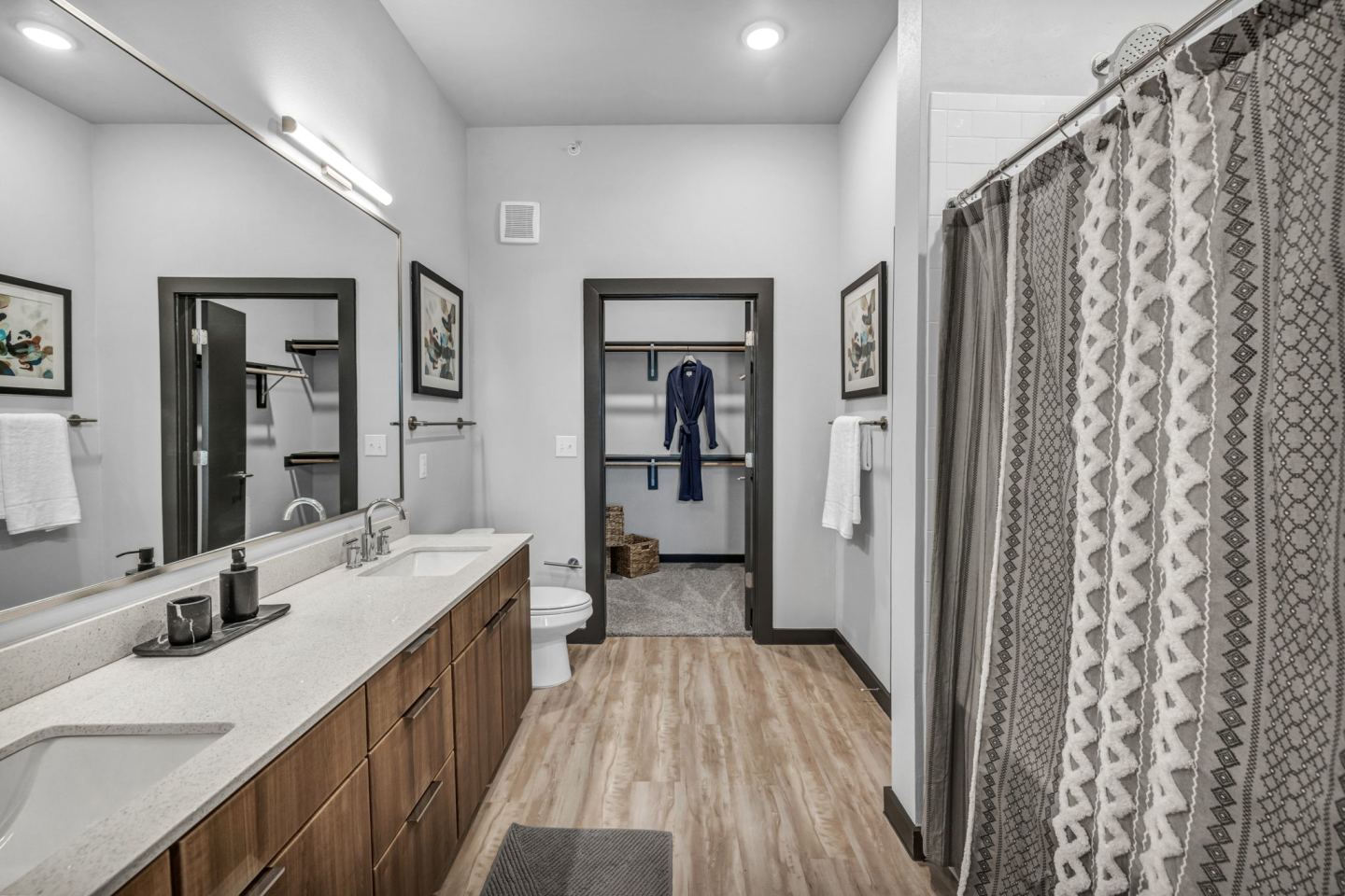 The Brick and Mortar District Apartments Image 36