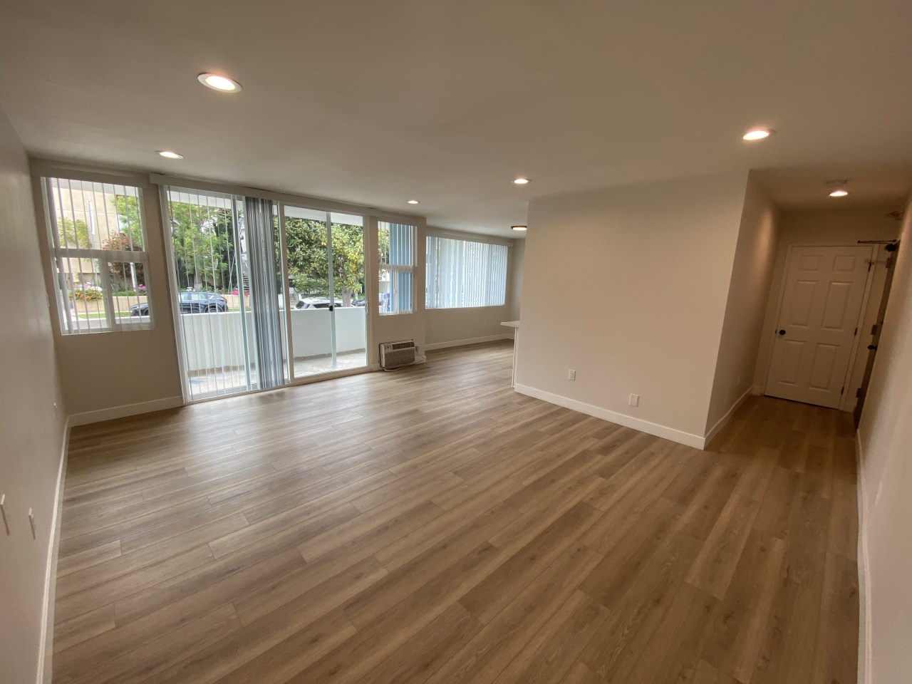 The Brentwood Collection Image 17