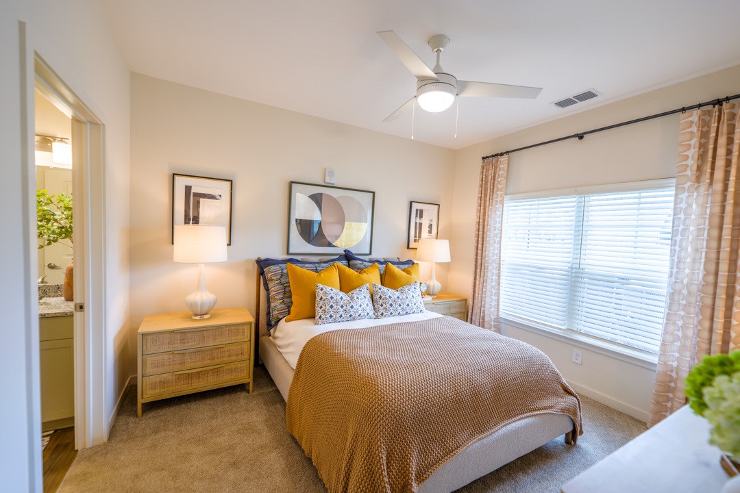 Classic City Flats | Luxury Apartments Image 16