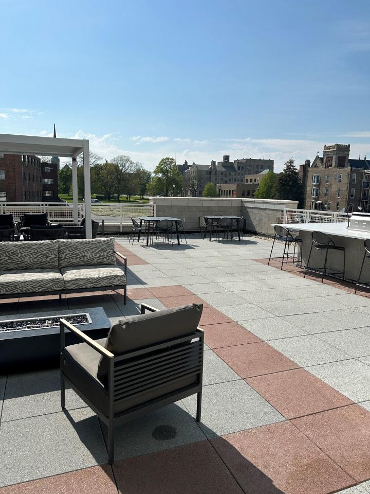Theater Terrace Image 13